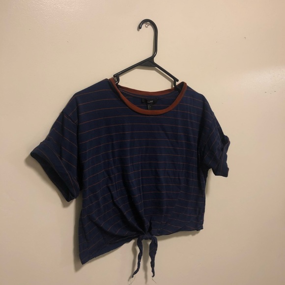 Blue crop top - Picture 2 of 3